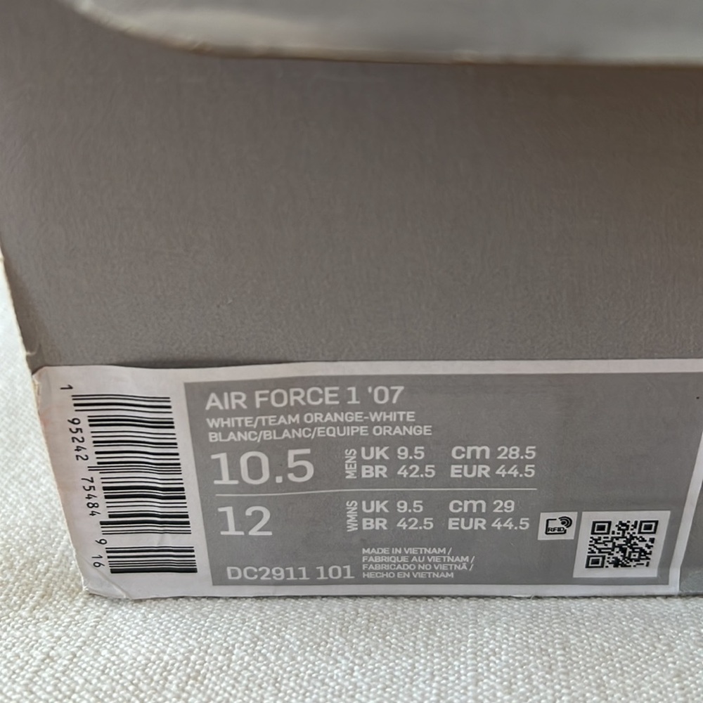 Nike Air Force 1 ‘07 - Picture 5 of 9